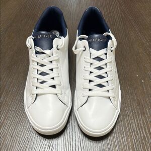 Tommy‎ Hilfiger White and Blue Sneakers Minimalist Design
